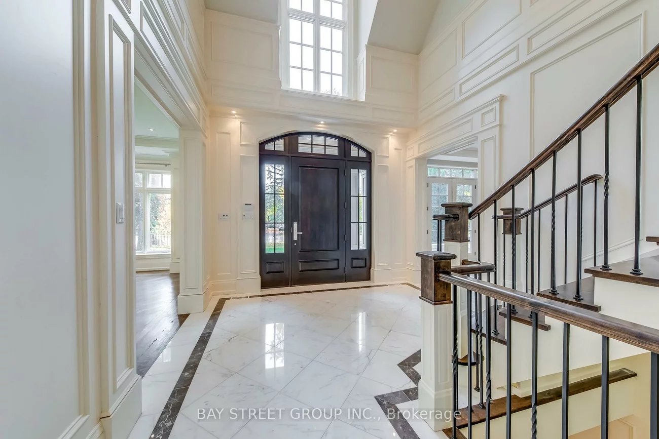 1031, Lakeshore, 1017 - SW Southwest, Oakville