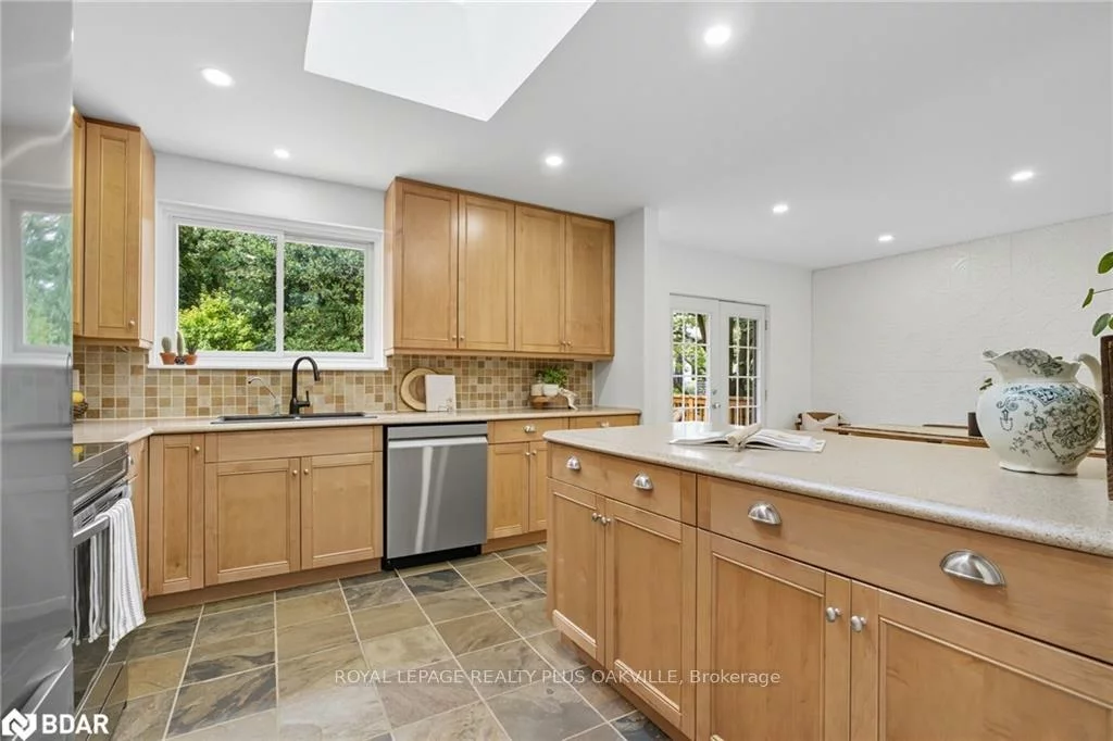 2159, Hixon, 1001 - BR Bronte, Oakville