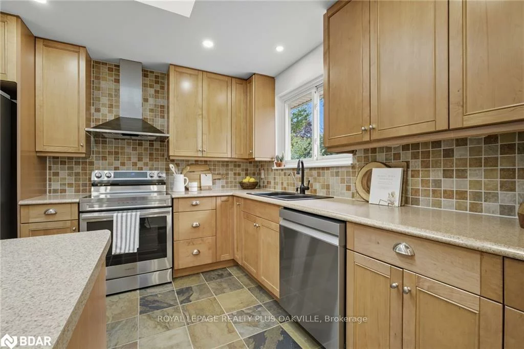 2159, Hixon, 1001 - BR Bronte, Oakville