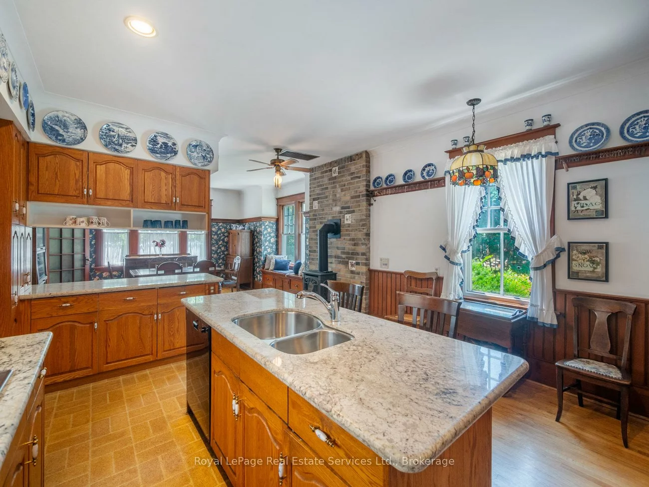 3175, Lakeshore, 1001 - BR Bronte, Oakville