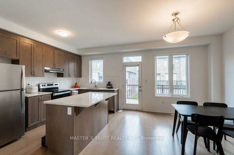 1369, William Halton, 1010 - JM Joshua Meadows, Oakville