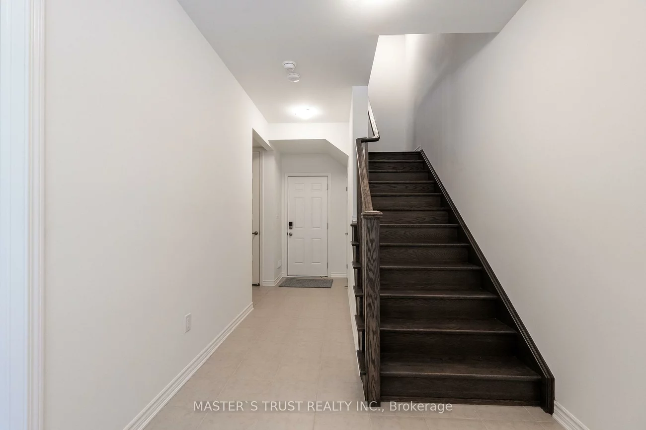 1369, William Halton, 1010 - JM Joshua Meadows, Oakville