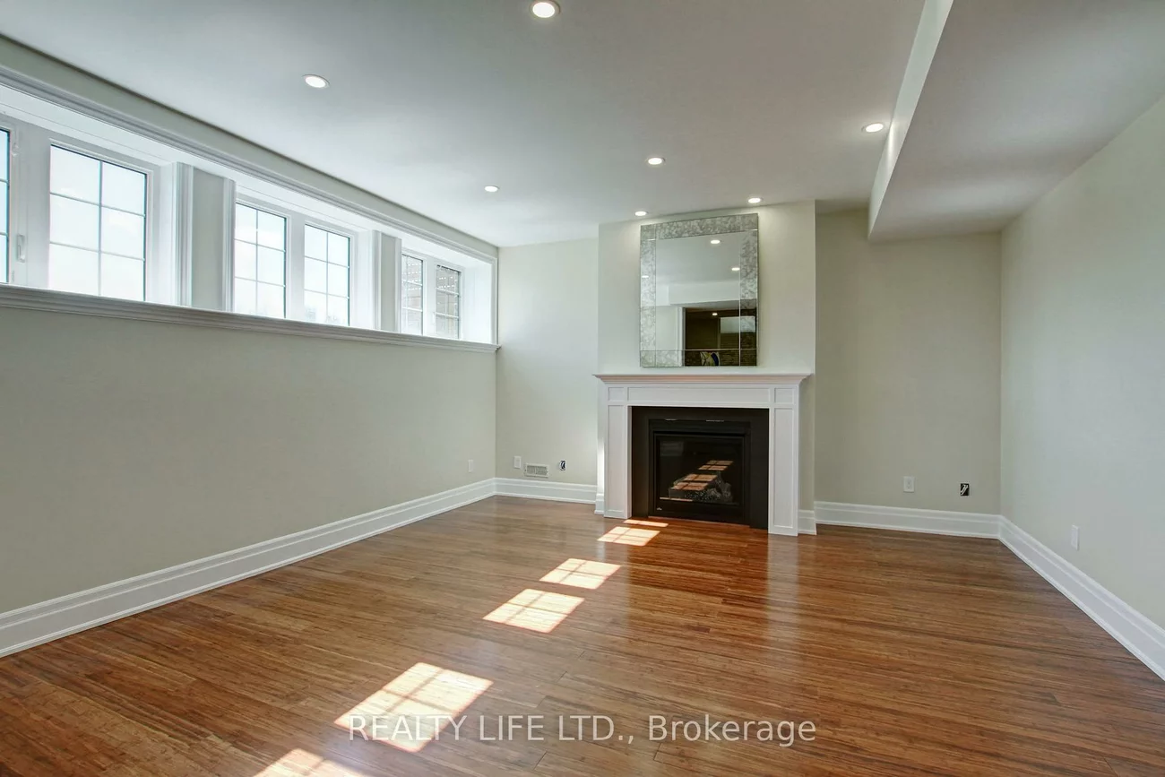 3140, Daniel, 1008 - GO Glenorchy, Oakville