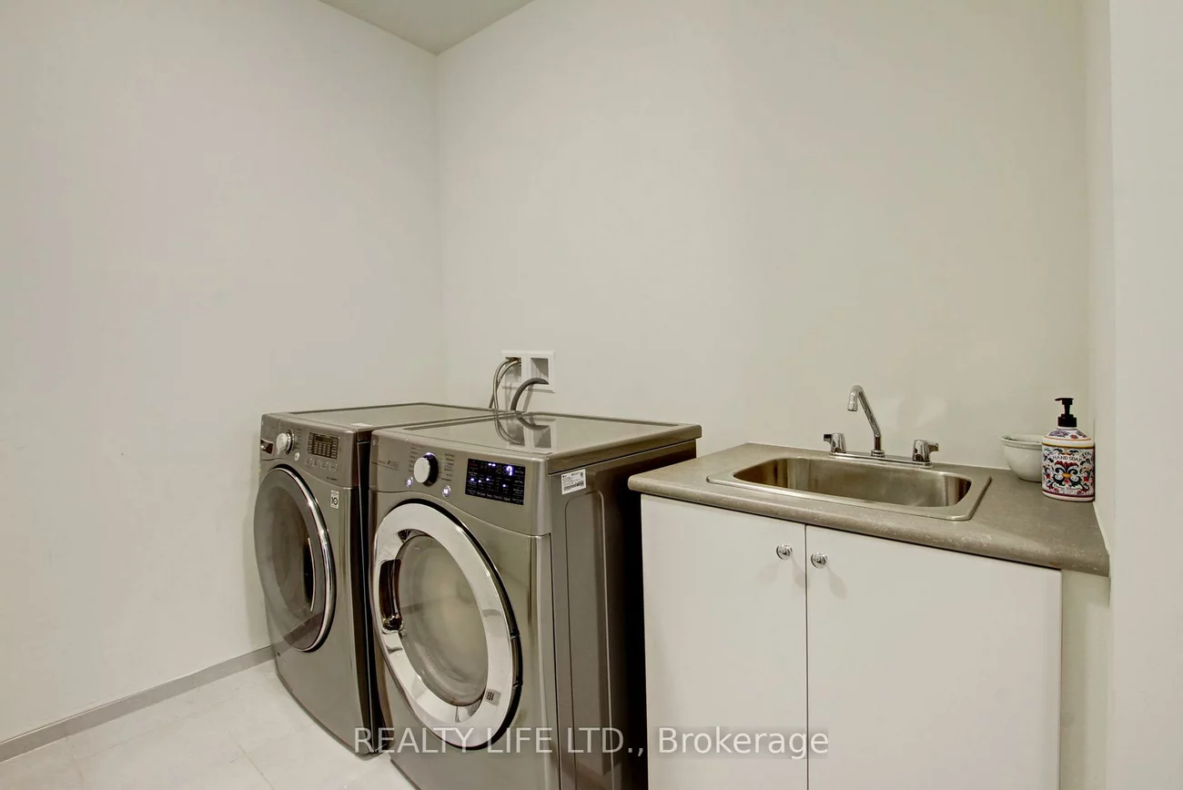 3140, Daniel, 1008 - GO Glenorchy, Oakville