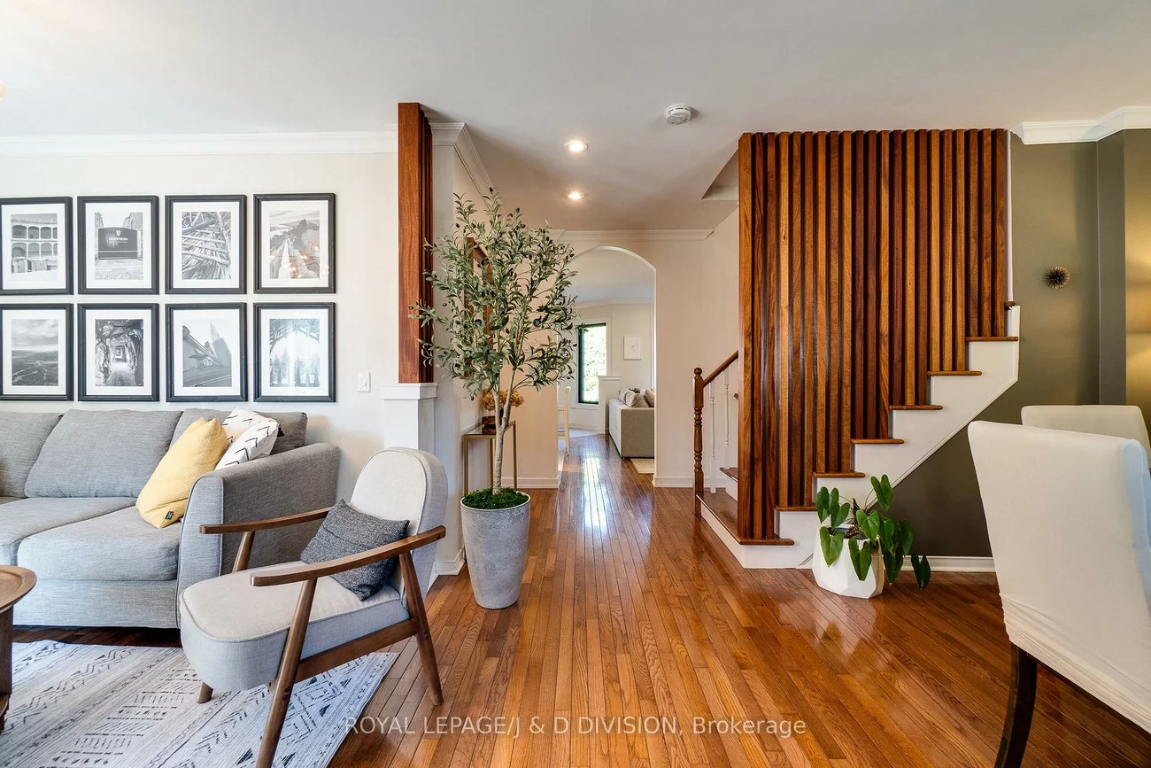 2448, Capilano, 1015 - RO River Oaks, Oakville