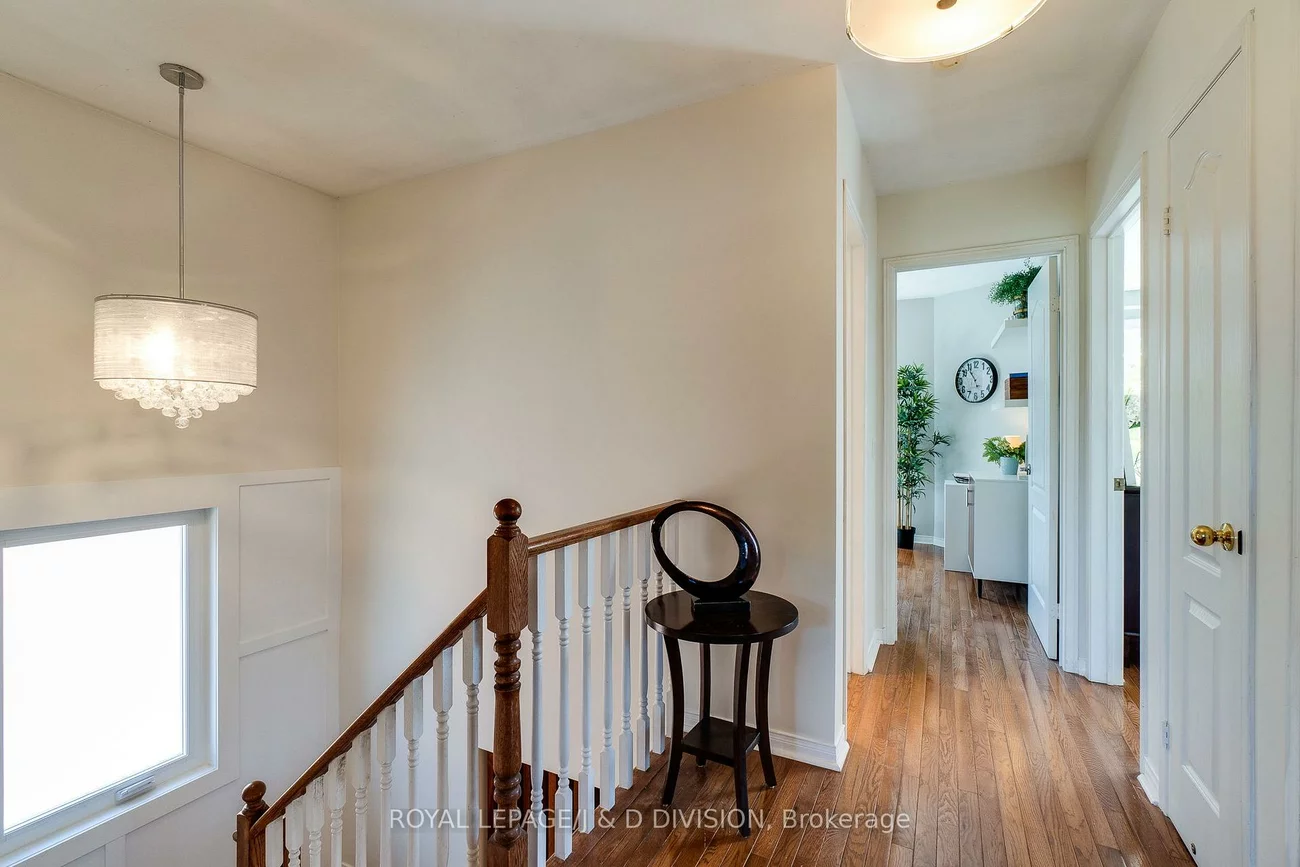 2448, Capilano, 1015 - RO River Oaks, Oakville