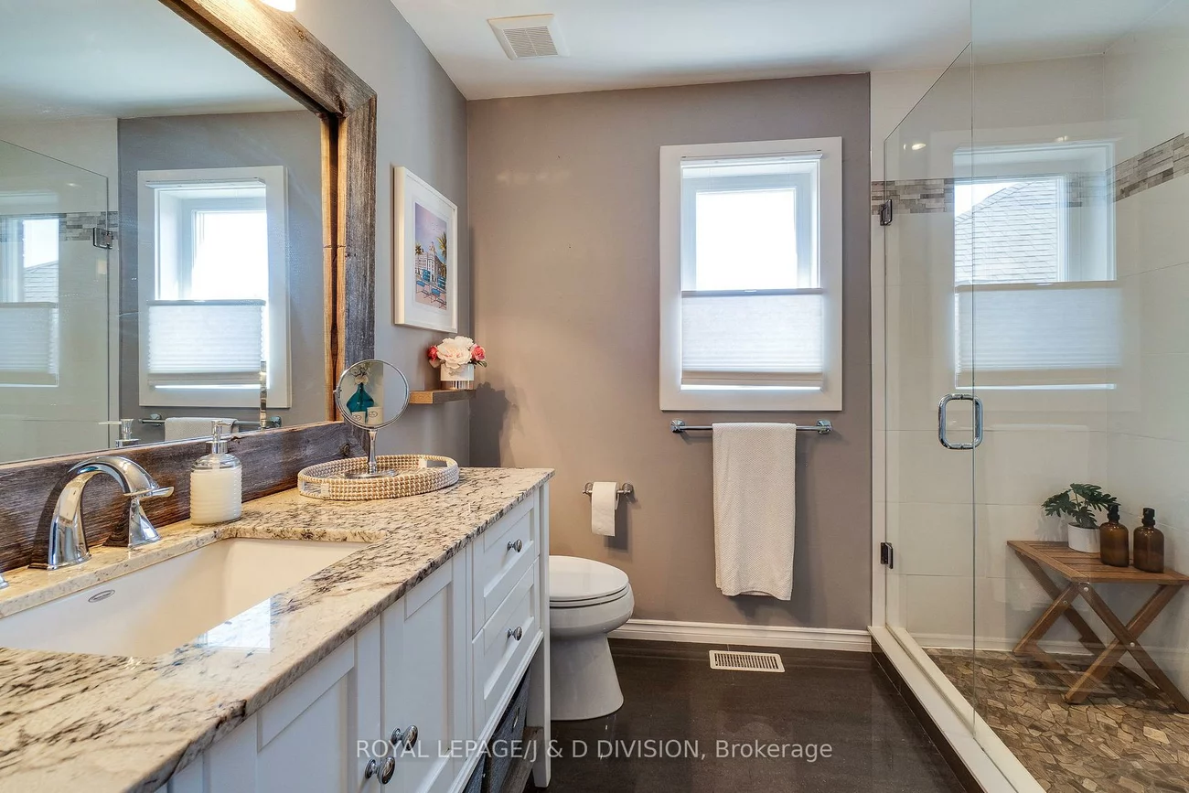 2448, Capilano, 1015 - RO River Oaks, Oakville