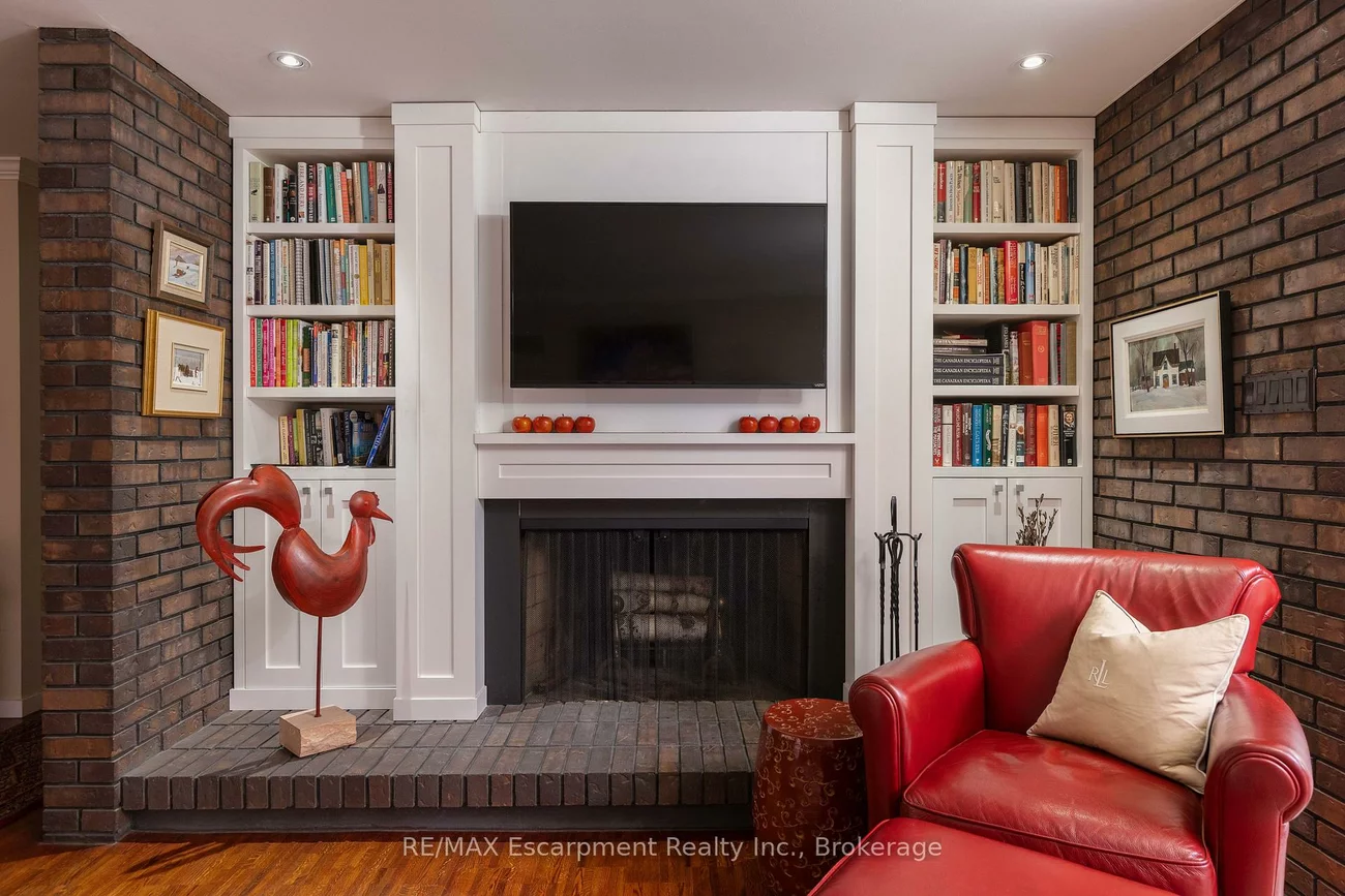 1168, Carey, 1011 - MO Morrison, Oakville