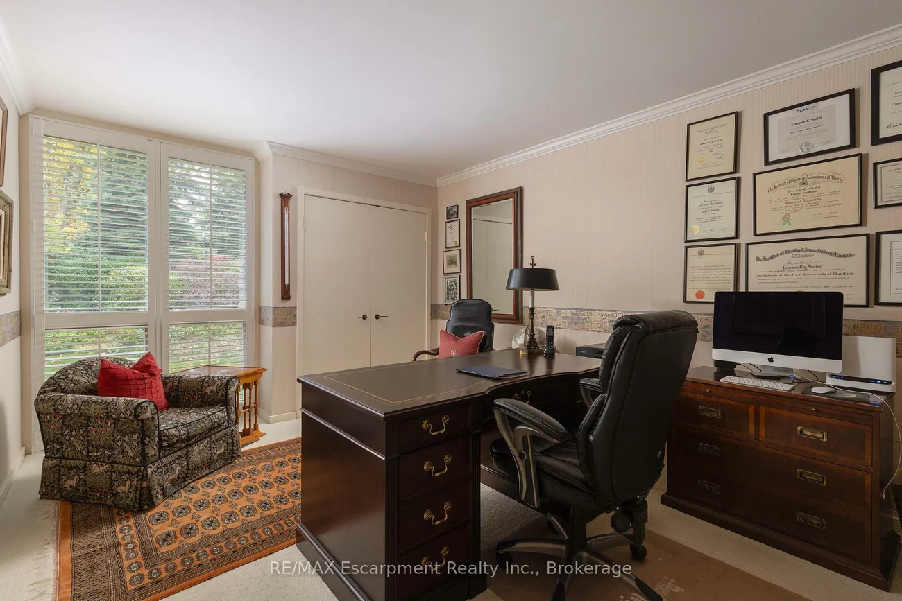 1168, Carey, 1011 - MO Morrison, Oakville