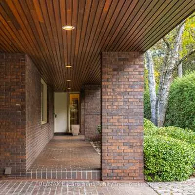 1168, Carey, 1011 - MO Morrison, Oakville