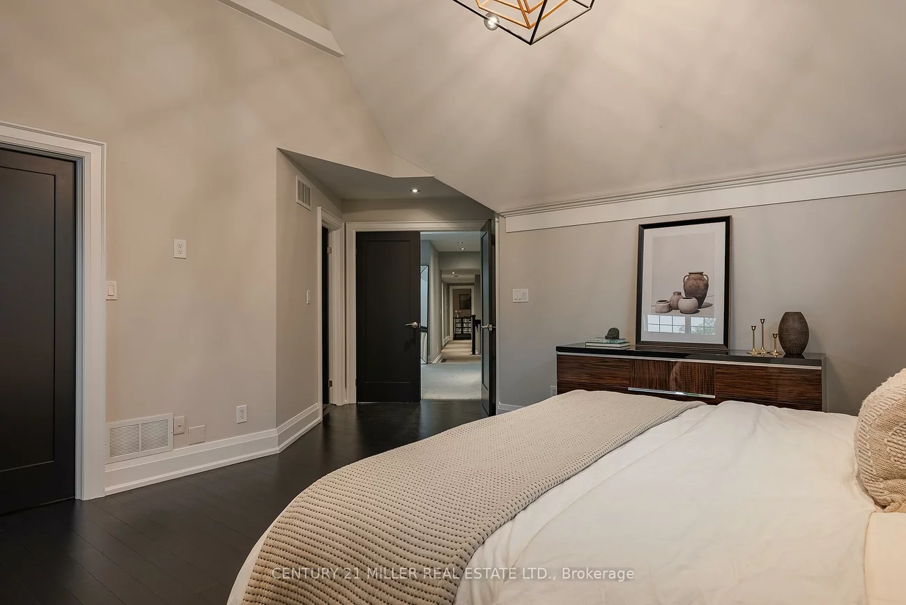 115, Charnwood, 1006 - FD Ford, Oakville