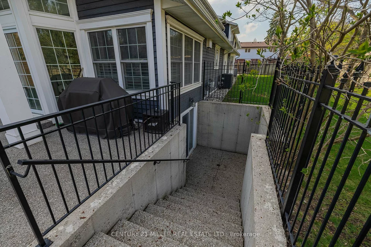 115, Charnwood, 1006 - FD Ford, Oakville