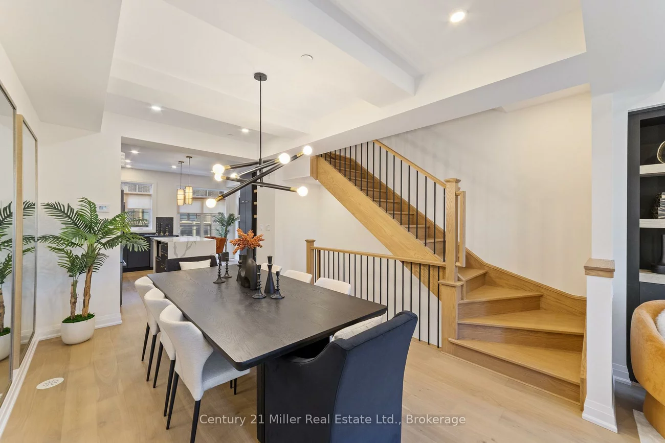 2150, Trafalgar, 1015 - RO River Oaks, Oakville