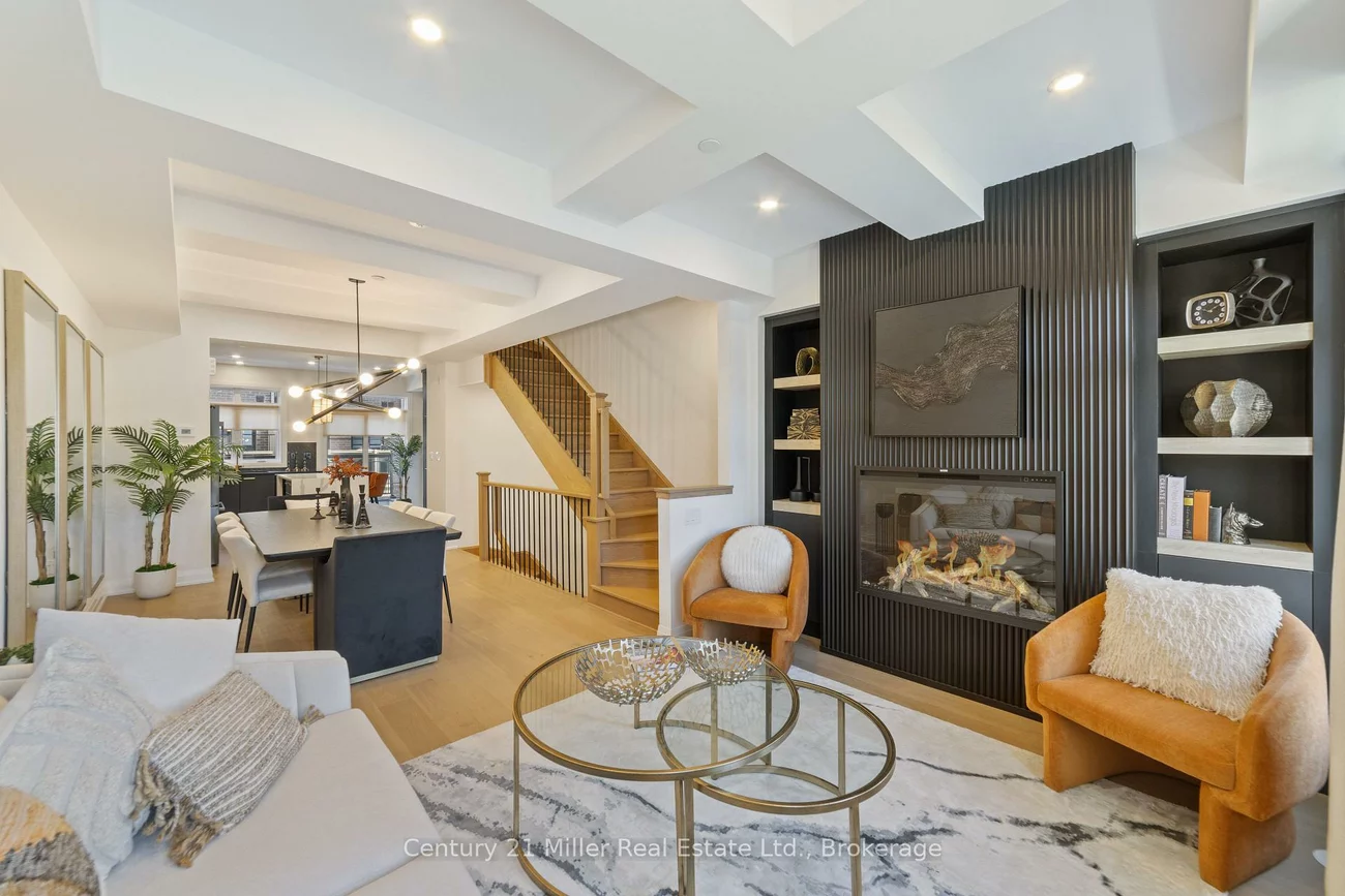 2150, Trafalgar, 1015 - RO River Oaks, Oakville