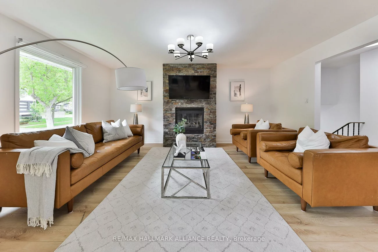 495, Brookmill, 1006 - FD Ford, Oakville