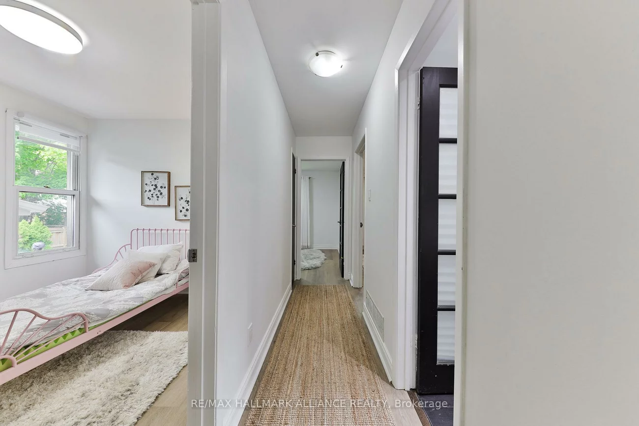 495, Brookmill, 1006 - FD Ford, Oakville