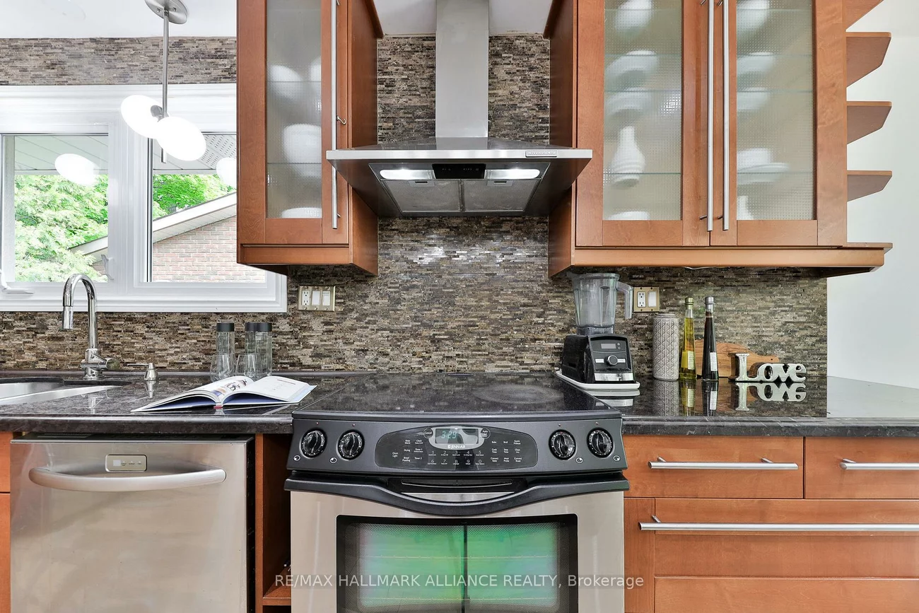 495, Brookmill, 1006 - FD Ford, Oakville