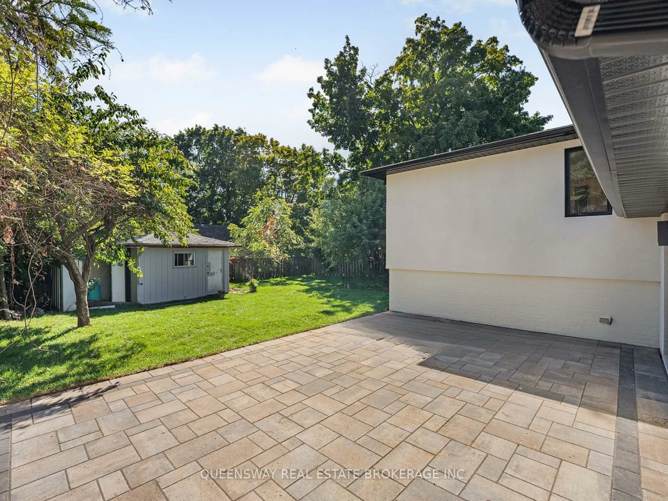 1128, Pinegrove, 1020 - WO West, Oakville