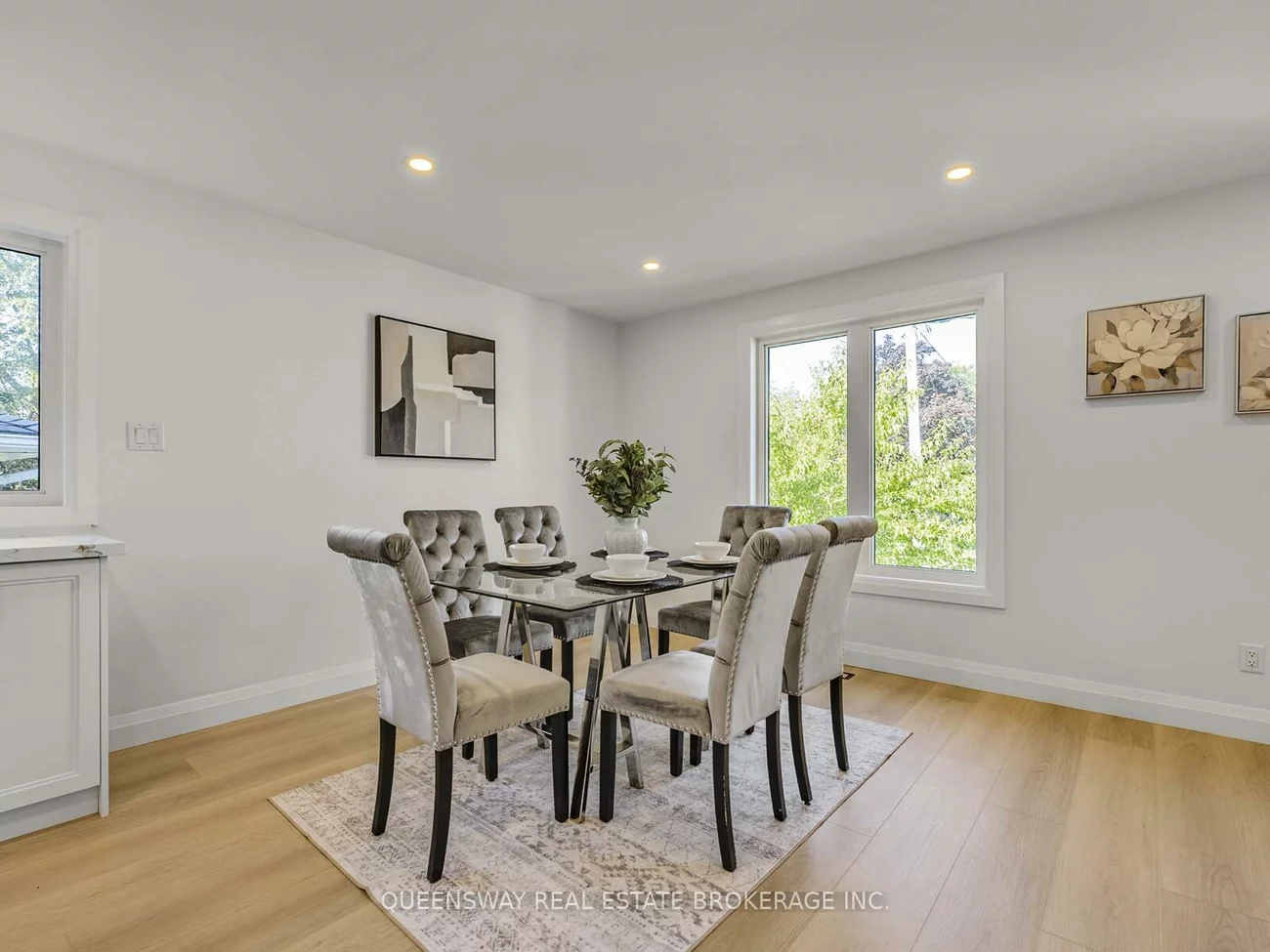 1128, Pinegrove, 1020 - WO West, Oakville