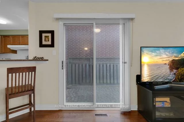 2430, Lazio, 1022 - WT West Oak Trails, Oakville