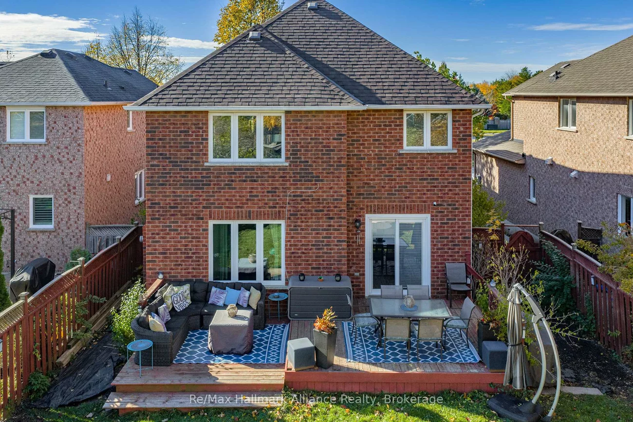 2411, East Gate, 1015 - RO River Oaks, Oakville