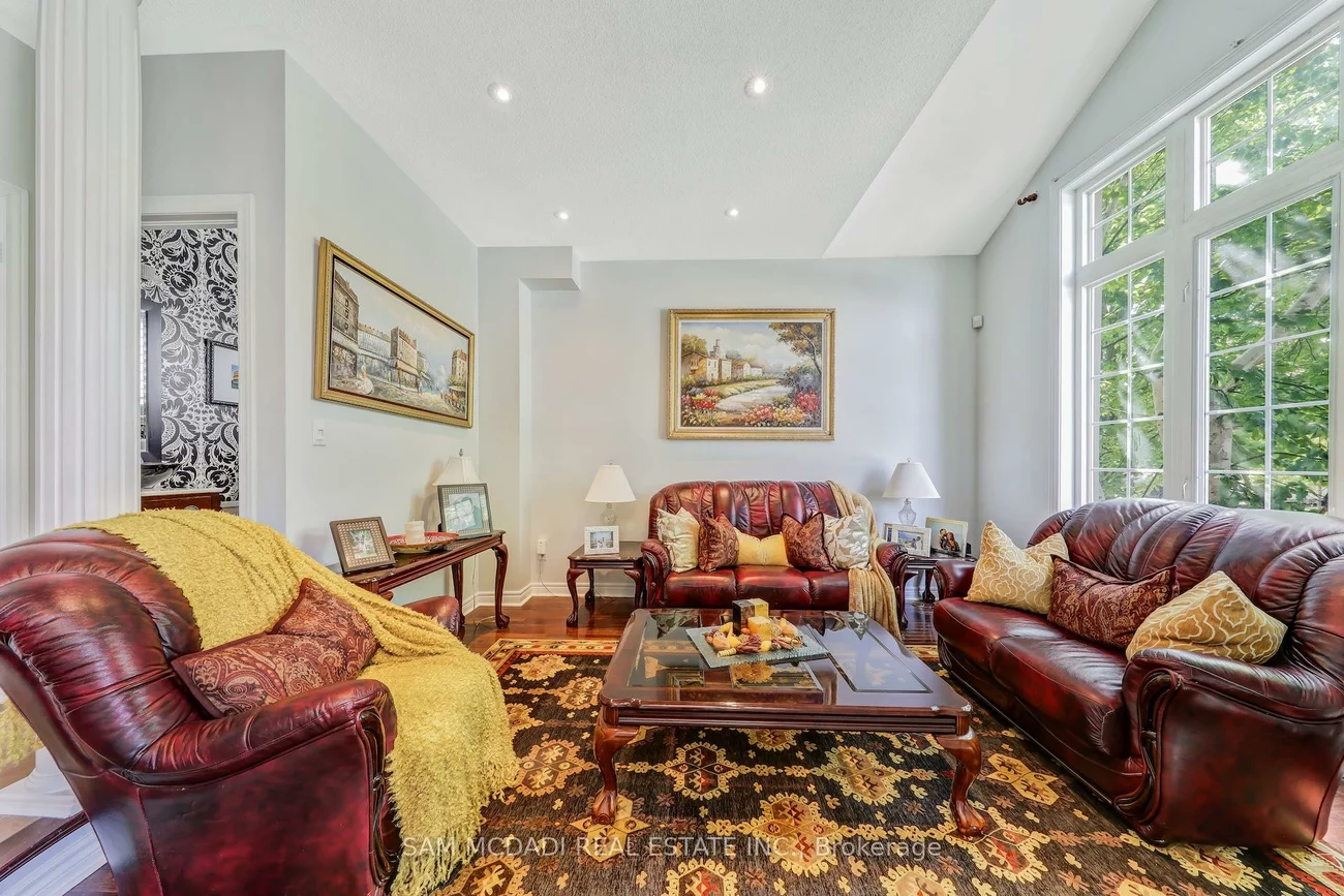 3306, Fox Run, 1001 - BR Bronte, Oakville