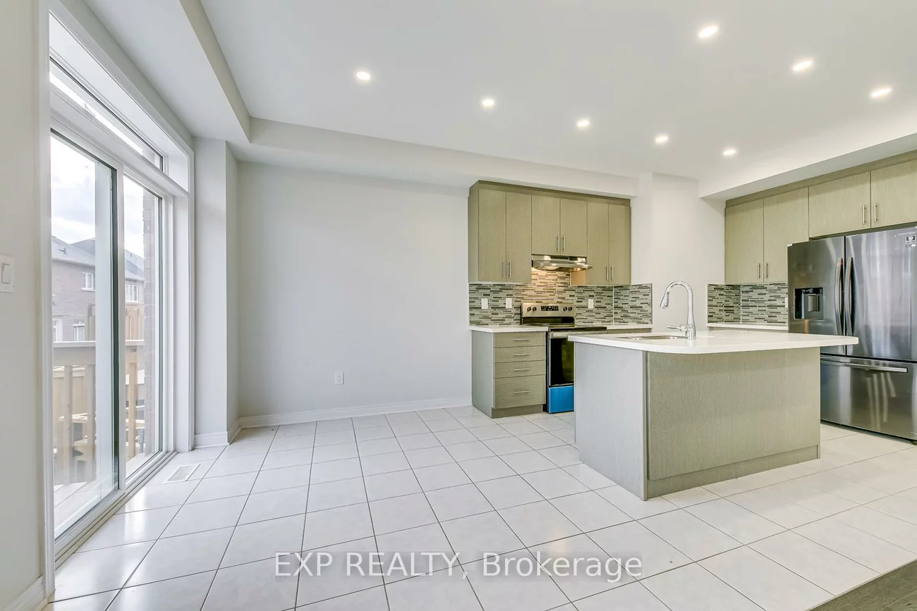 142, Toucan, 1008 - GO Glenorchy, Oakville