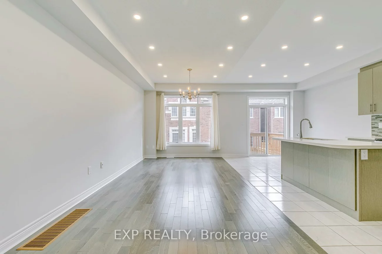 142, Toucan, 1008 - GO Glenorchy, Oakville