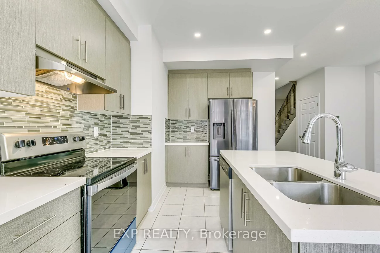 142, Toucan, 1008 - GO Glenorchy, Oakville