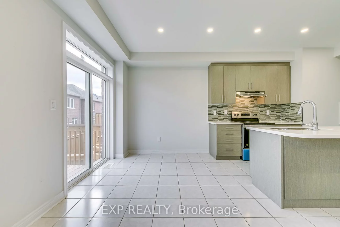 142, Toucan, 1008 - GO Glenorchy, Oakville