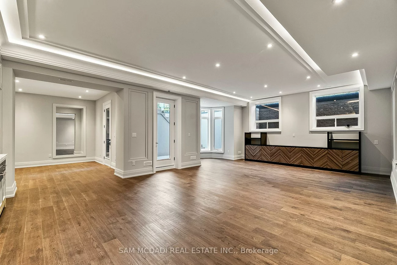 321, Morden, 1020 - WO West, Oakville