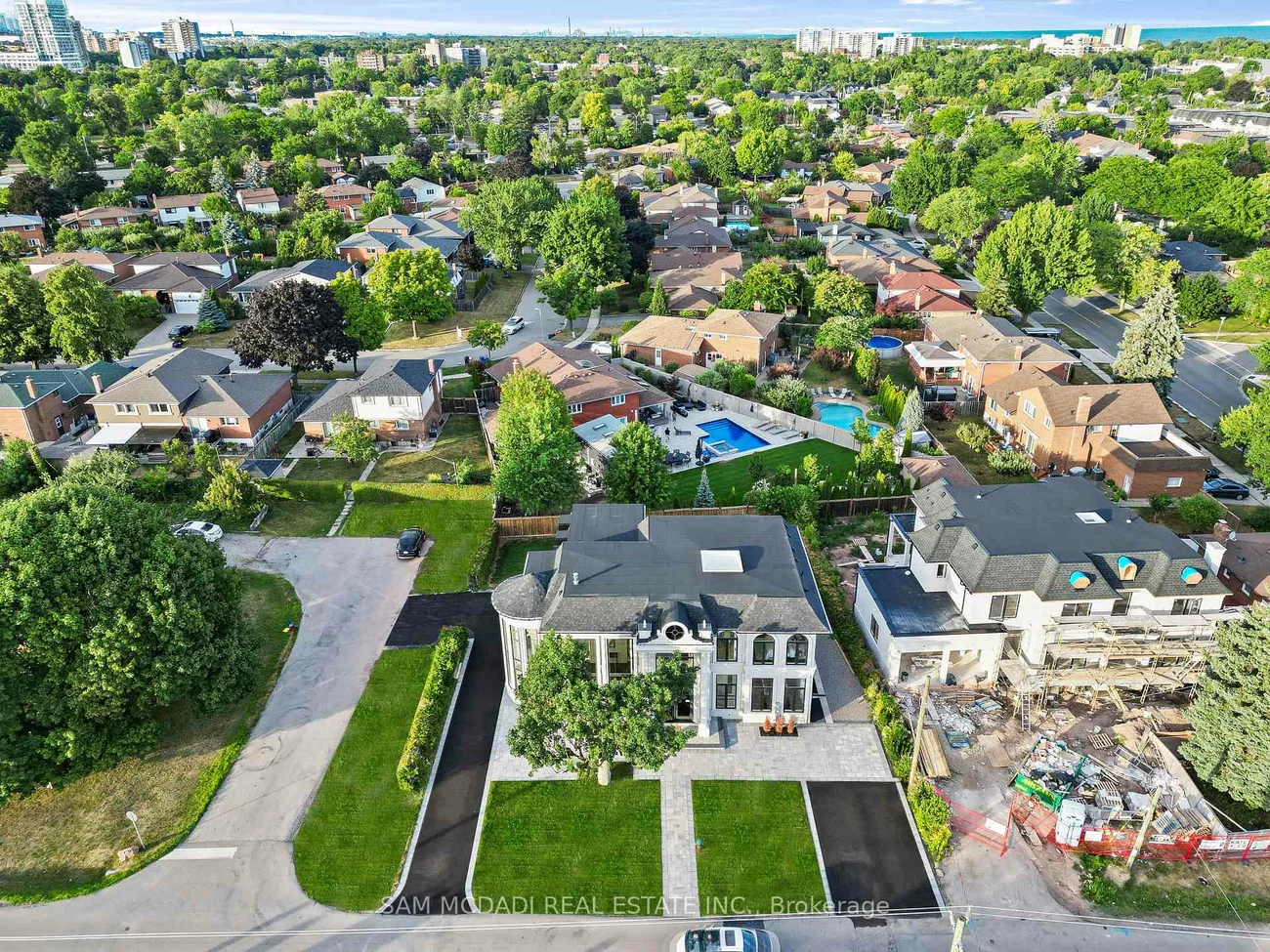 321, Morden, 1020 - WO West, Oakville