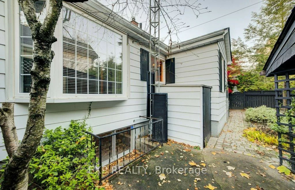 115, Wilson, 1002 - CO Central, Oakville