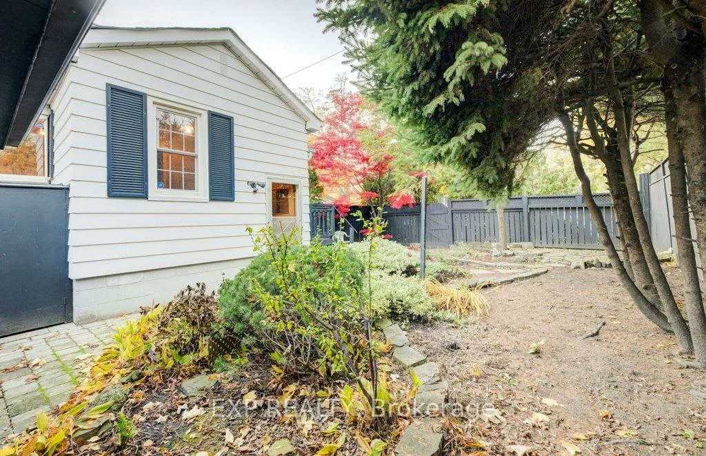 115, Wilson, 1002 - CO Central, Oakville