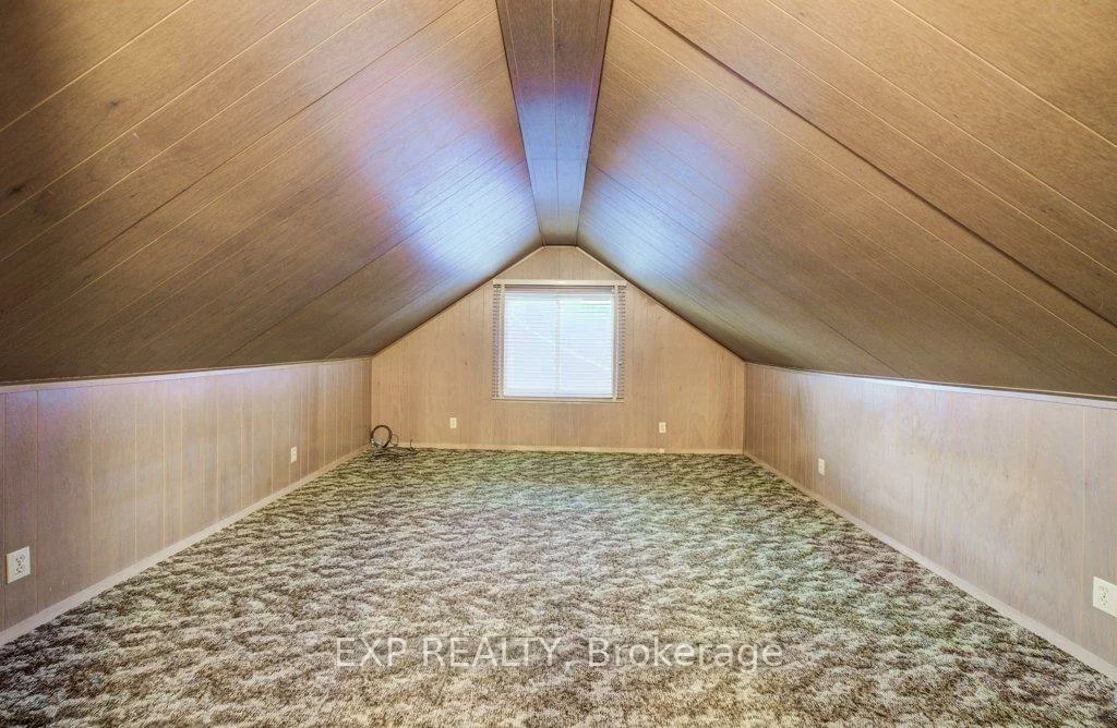 115, Wilson, 1002 - CO Central, Oakville