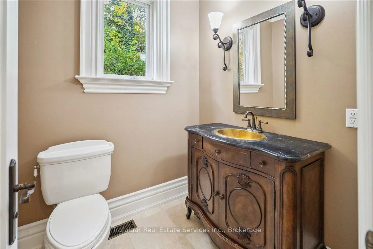 237, Morrison, 1011 - MO Morrison, Oakville