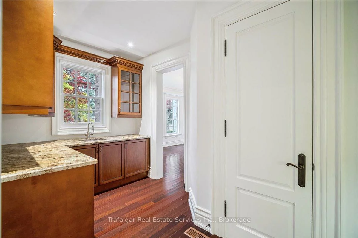 237, Morrison, 1011 - MO Morrison, Oakville