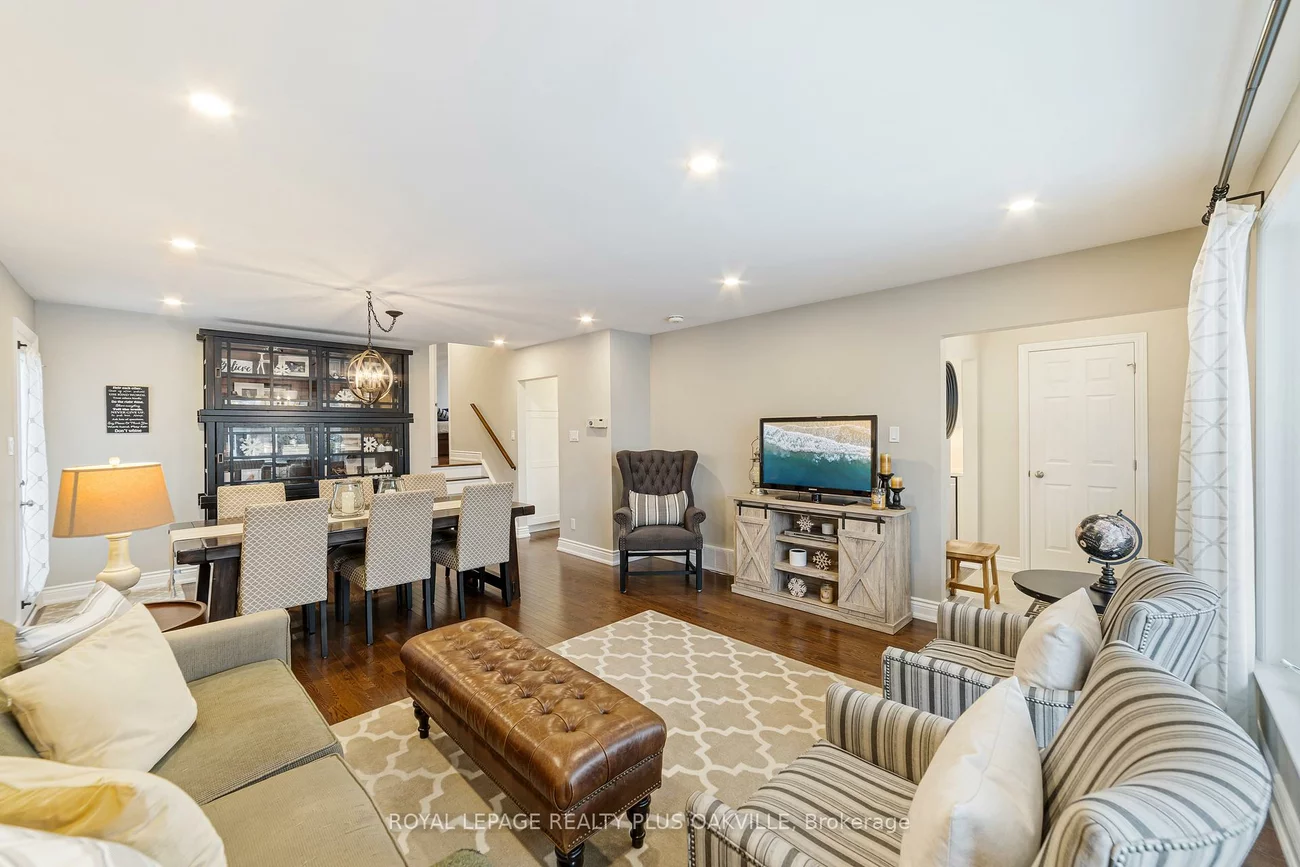 437, Withnell, 1020 - WO West, Oakville