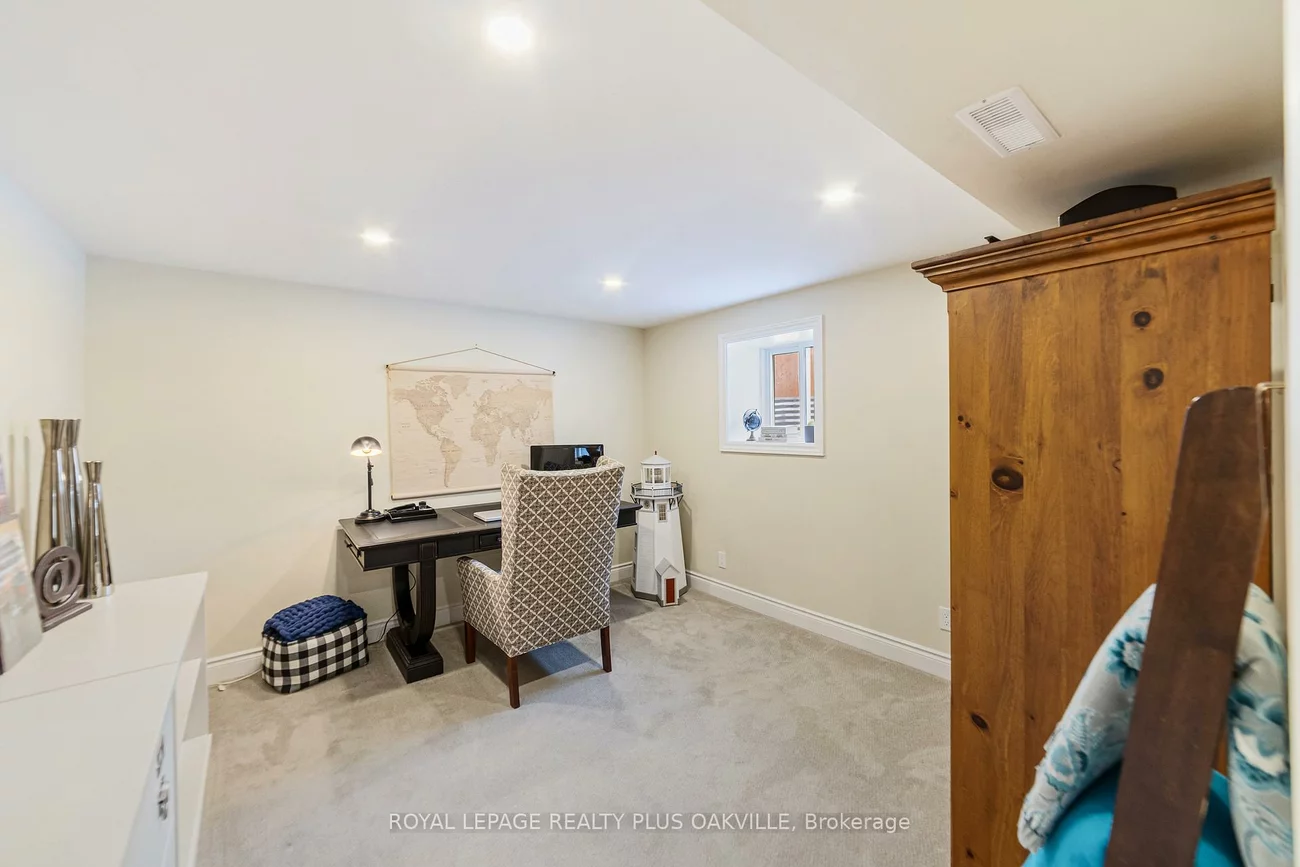 437, Withnell, 1020 - WO West, Oakville