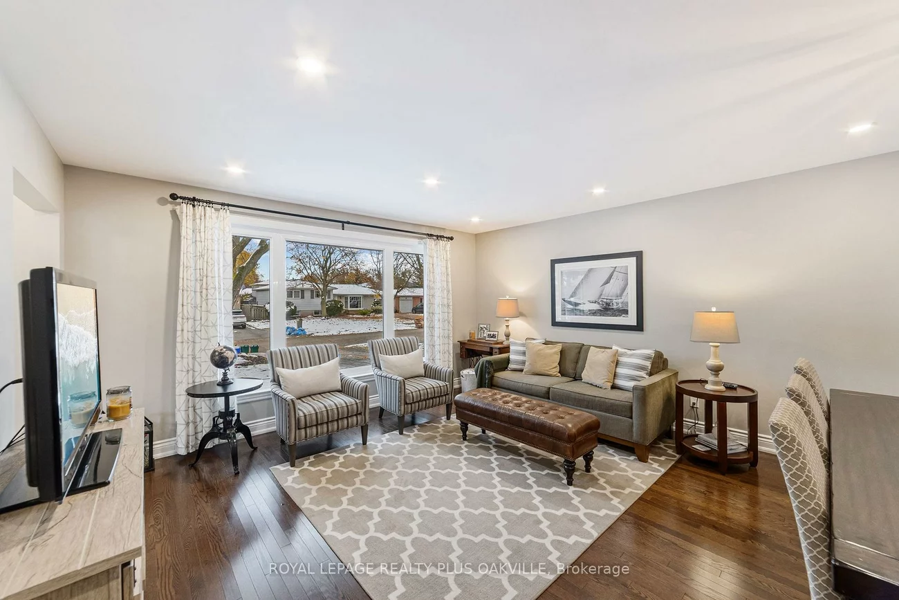 437, Withnell, 1020 - WO West, Oakville