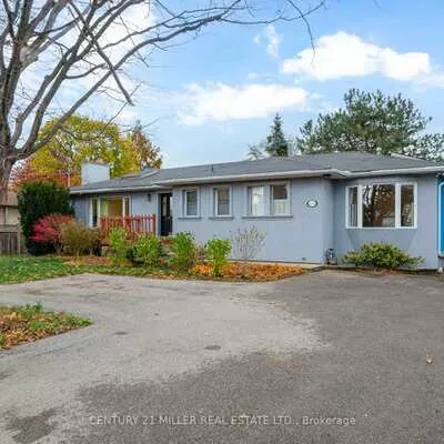 1242, Rebecca, 1017 - SW Southwest, Oakville