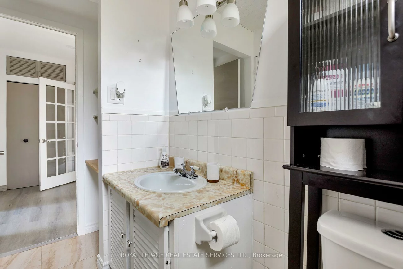 2339, Hixon, 1001 - BR Bronte, Oakville