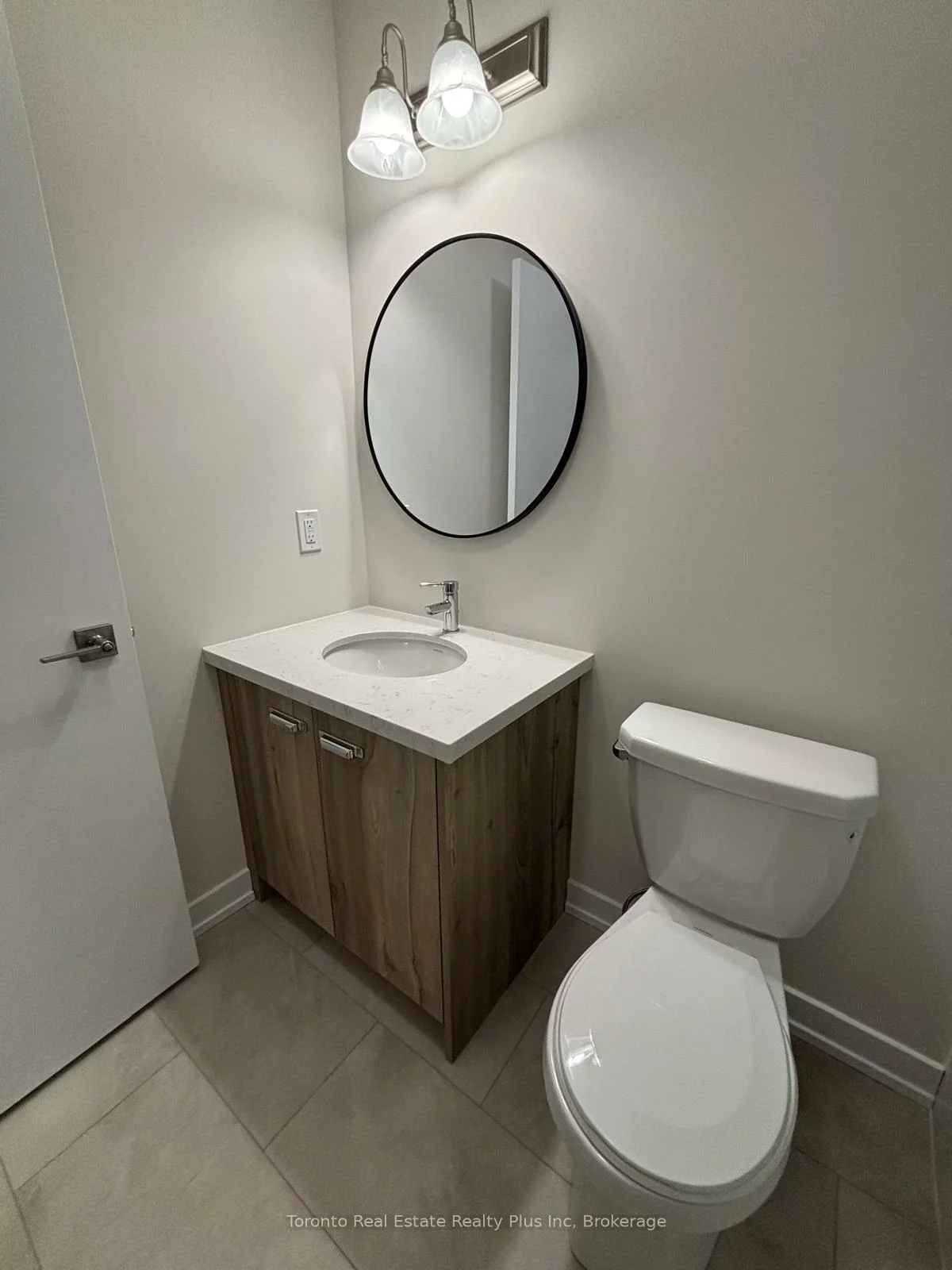 1341, Kaniv, 1012 - NW Northwest, Oakville