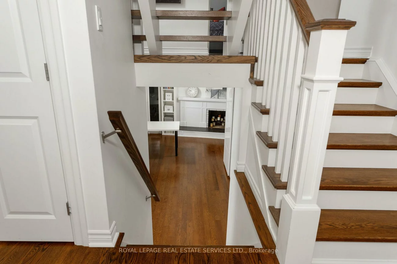 2088, Saxon, 1020 - WO West, Oakville