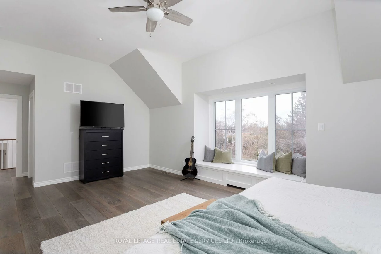 2088, Saxon, 1020 - WO West, Oakville