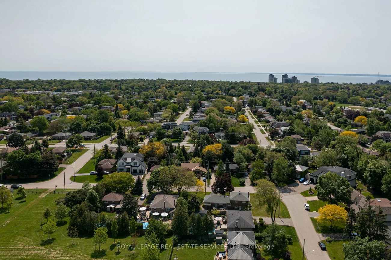 2088, Saxon, 1020 - WO West, Oakville