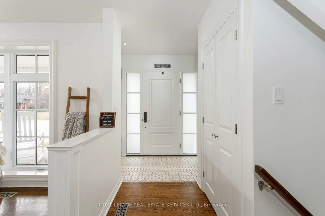 2088, Saxon, 1020 - WO West, Oakville