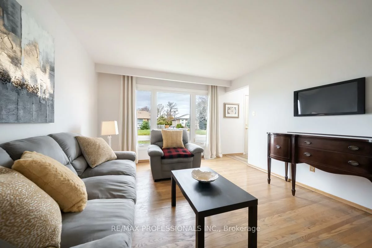 1275, Pallatine, 1003 - CP College Park, Oakville