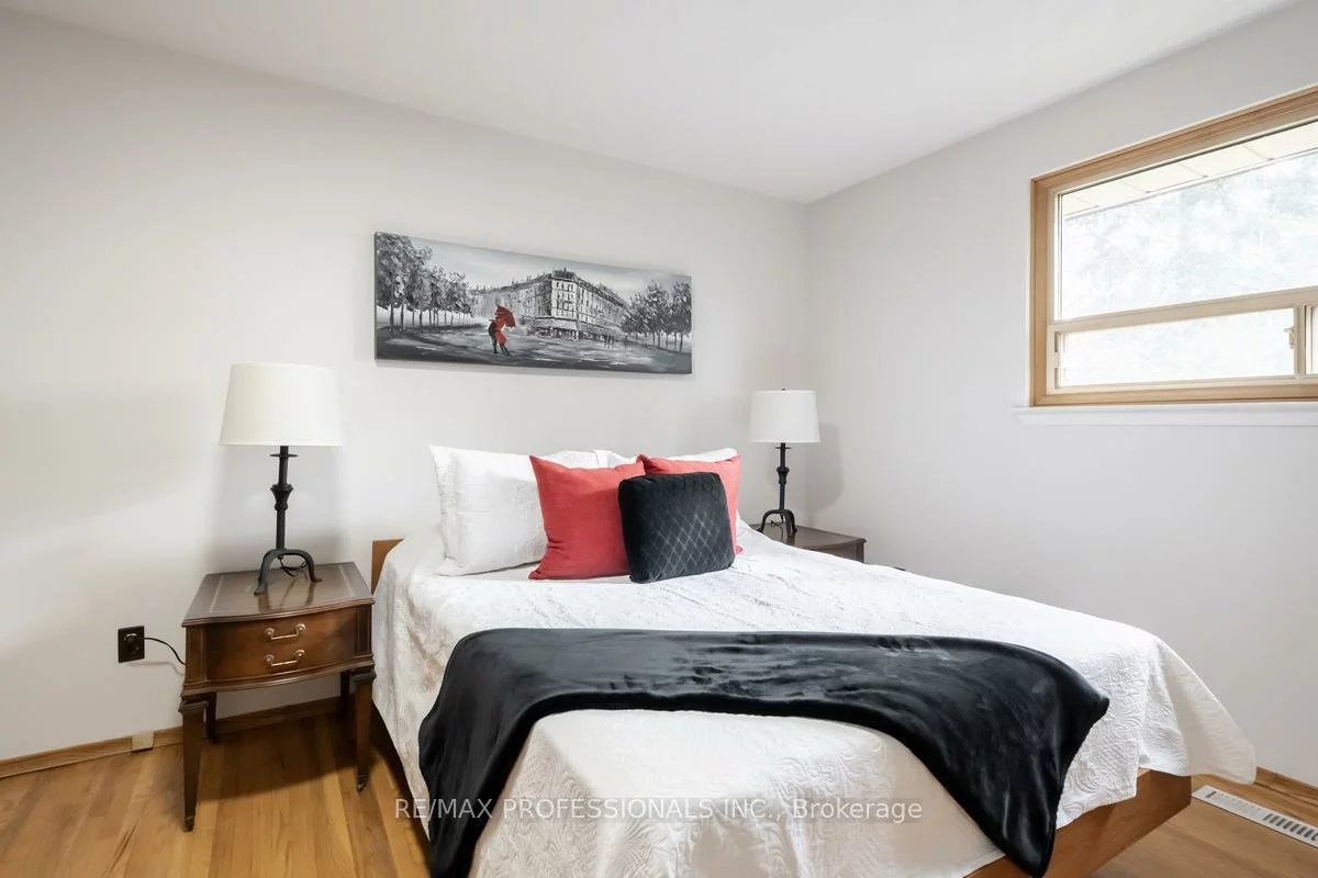1275, Pallatine, 1003 - CP College Park, Oakville