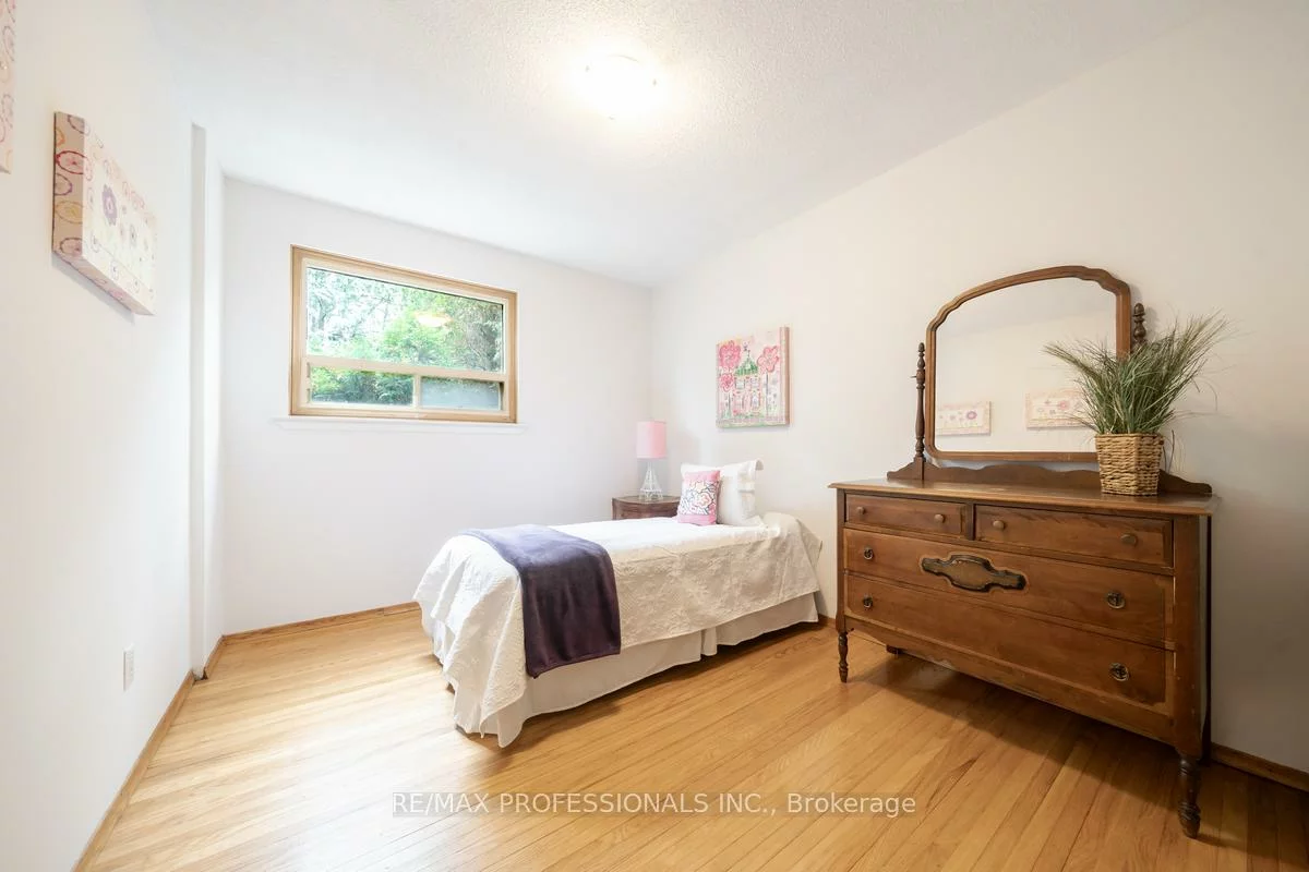 1275, Pallatine, 1003 - CP College Park, Oakville